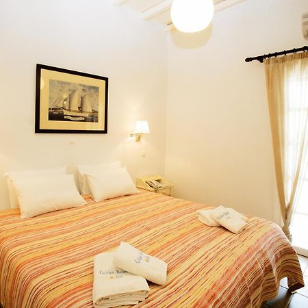 Golden Beach Studios & Suites Tinos ภายนอก รูปภาพ