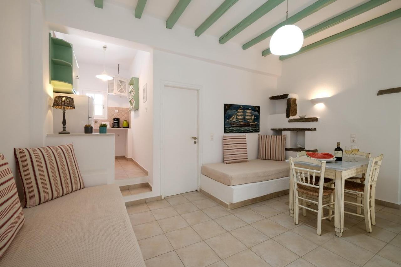Golden Beach Studios & Suites Tinos ภายนอก รูปภาพ