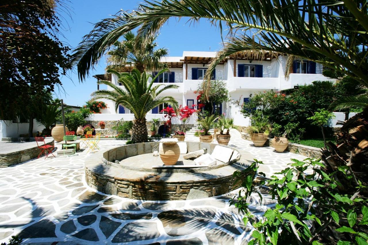 Golden Beach Studios & Suites Tinos ภายนอก รูปภาพ