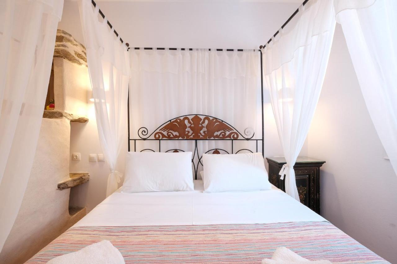 Golden Beach Studios & Suites Tinos ภายนอก รูปภาพ