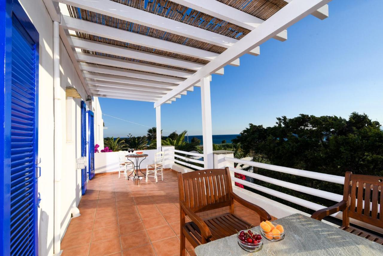Golden Beach Studios & Suites Tinos ภายนอก รูปภาพ