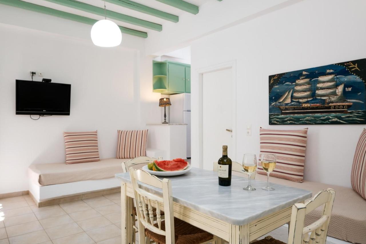 Golden Beach Studios & Suites Tinos ภายนอก รูปภาพ